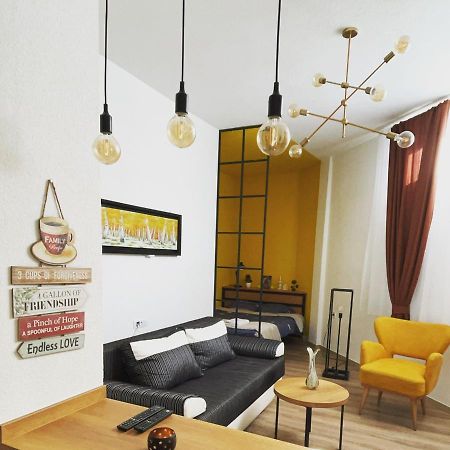 Ora-Prn, Studio Apartment In The City Centre بريشتاين المظهر الخارجي الصورة